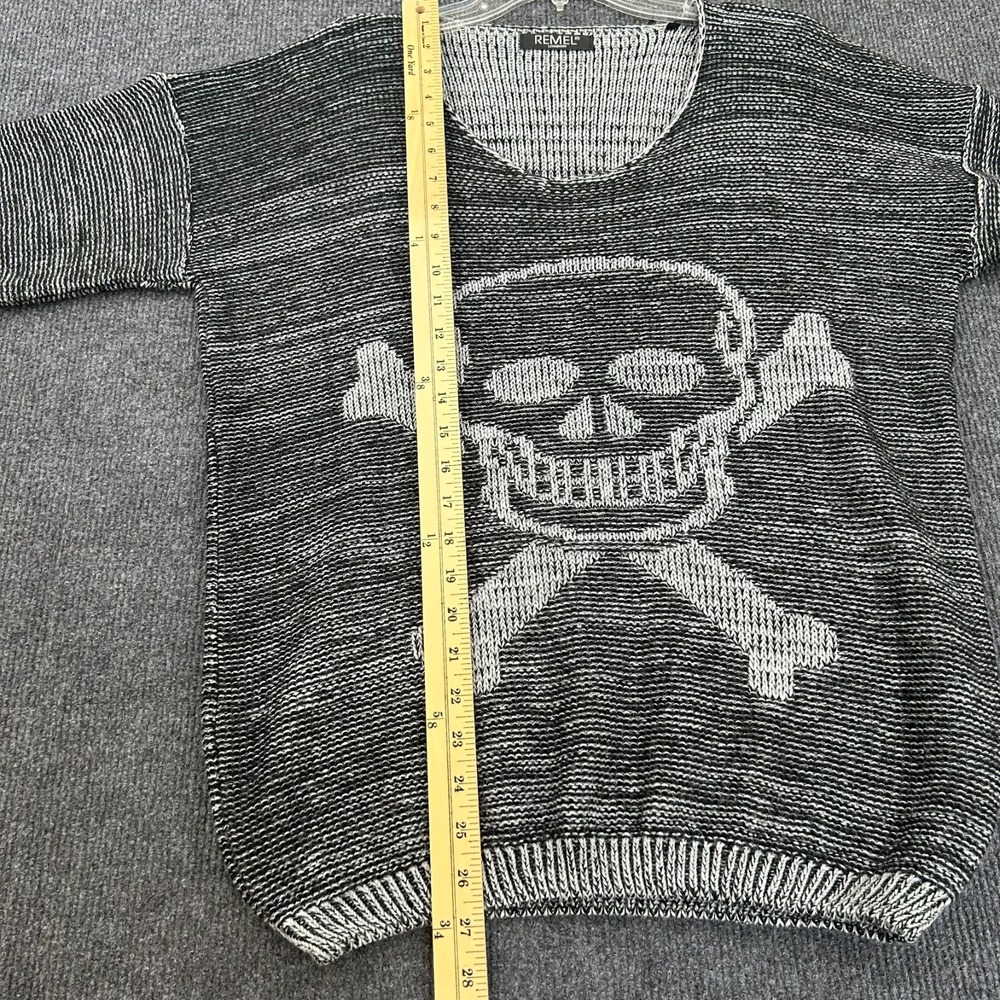 REMEL London Women's Sweater Long Sleeve Skull Crossbones Graphic Black Gray - Picture 6 of 9